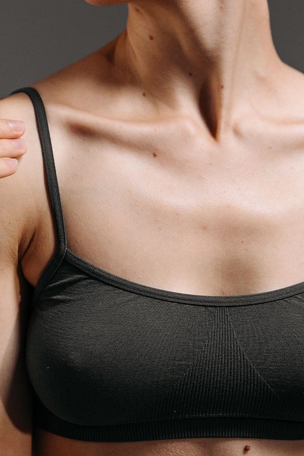 seins tubereux malformation mammaire chirurgie esthetique sein chirurgie reparatrice dr duhoux medecine chirurgien esthetique et plastique antony paris